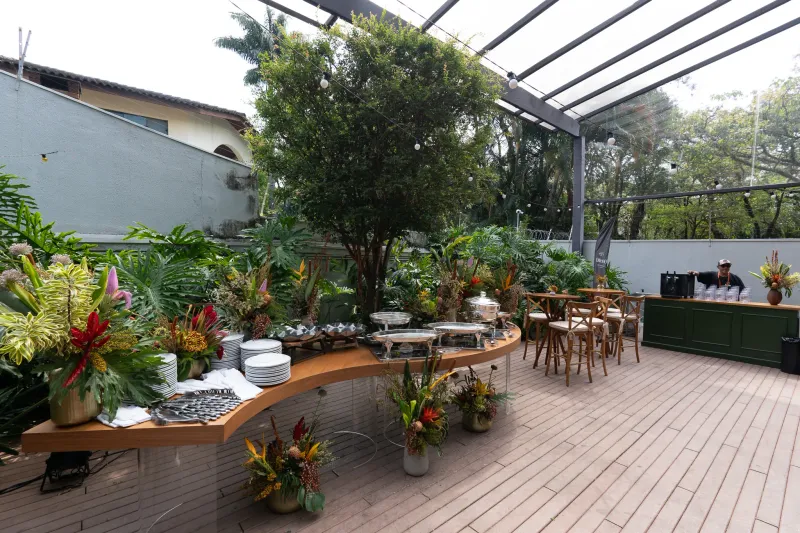 Ambientação de evento em espaço parceiro